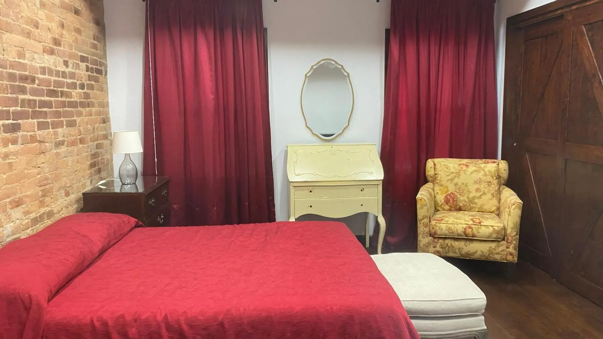 Cozy Bedroom With Bath And Separate Entrance New York Appartement