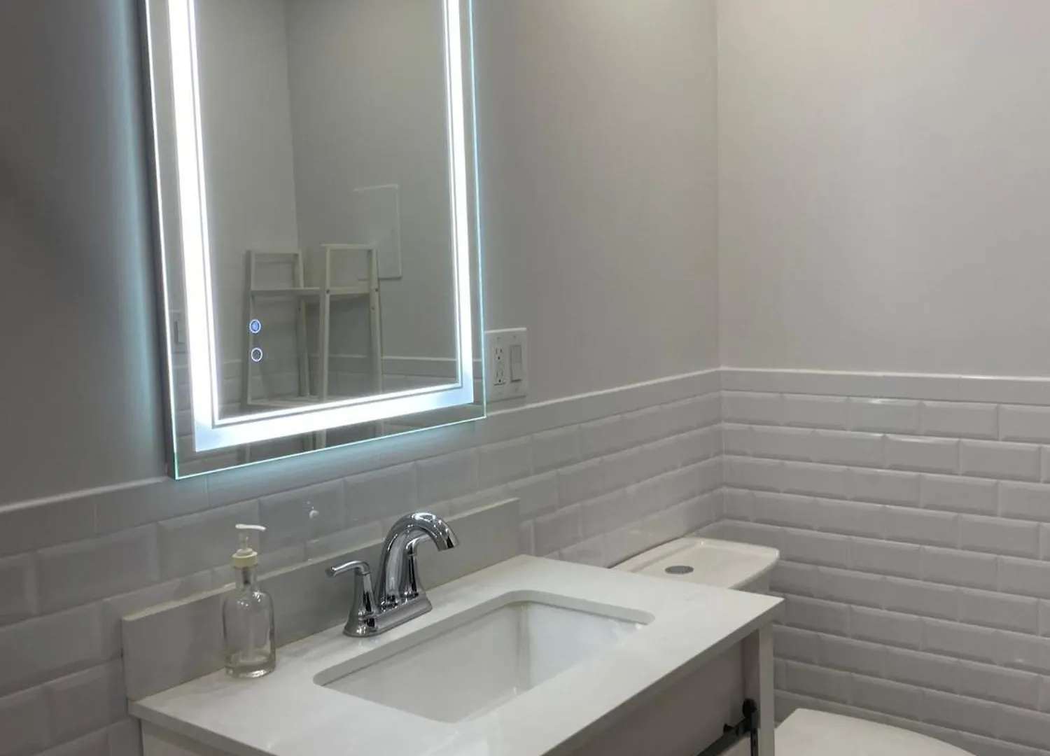 아파트 Cozy Bedroom With Bath And Separate Entrance 뉴욕